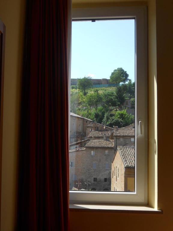 Albergo Italia Urbino Ruang foto