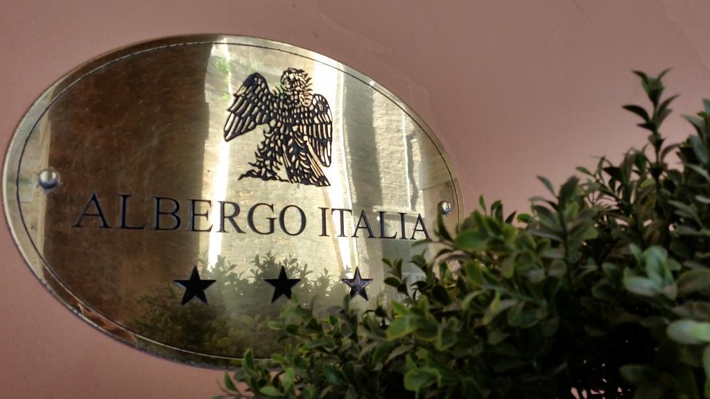 Albergo Italia Urbino Bagian luar foto