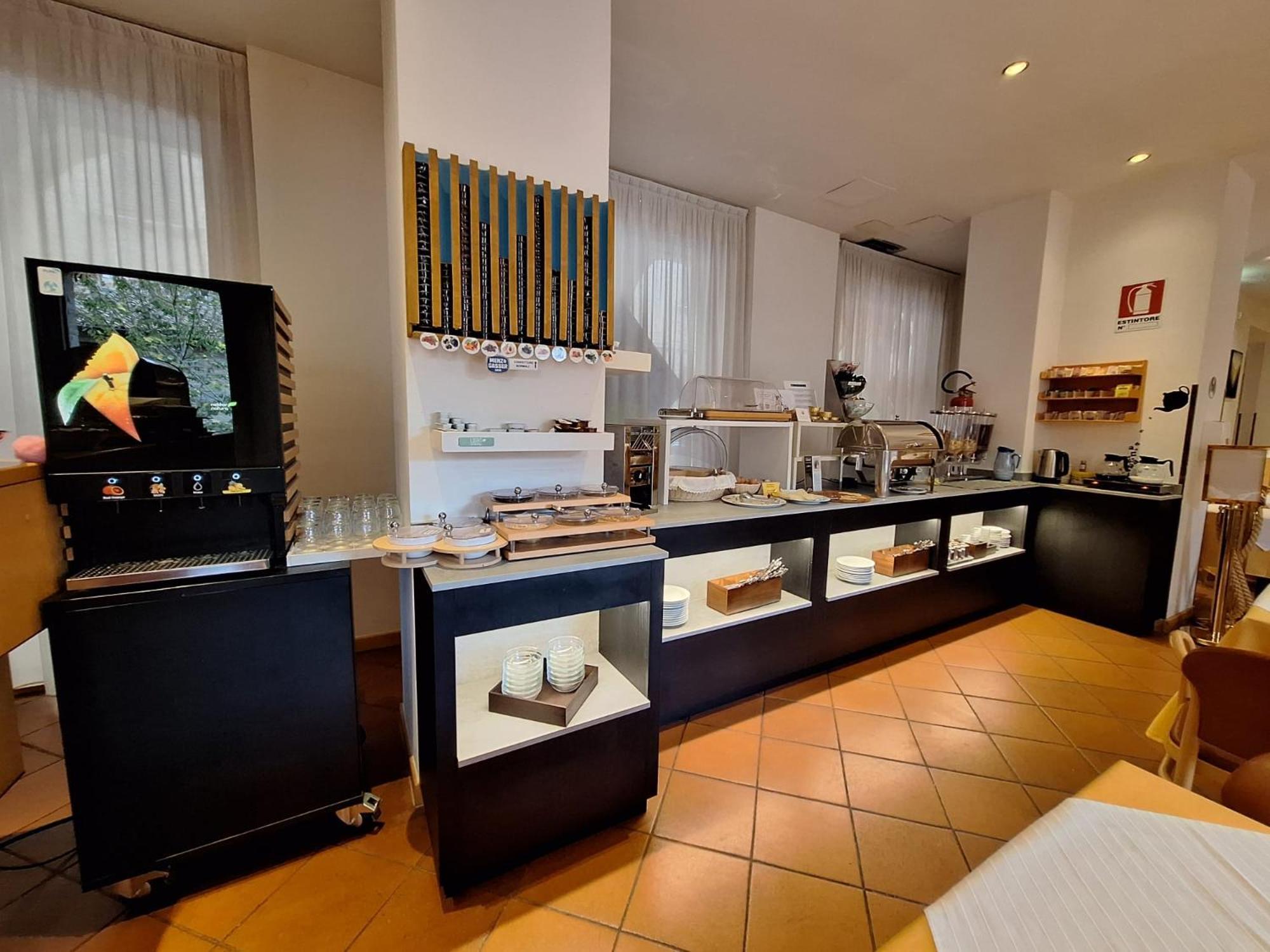 Albergo Italia Urbino Bagian luar foto