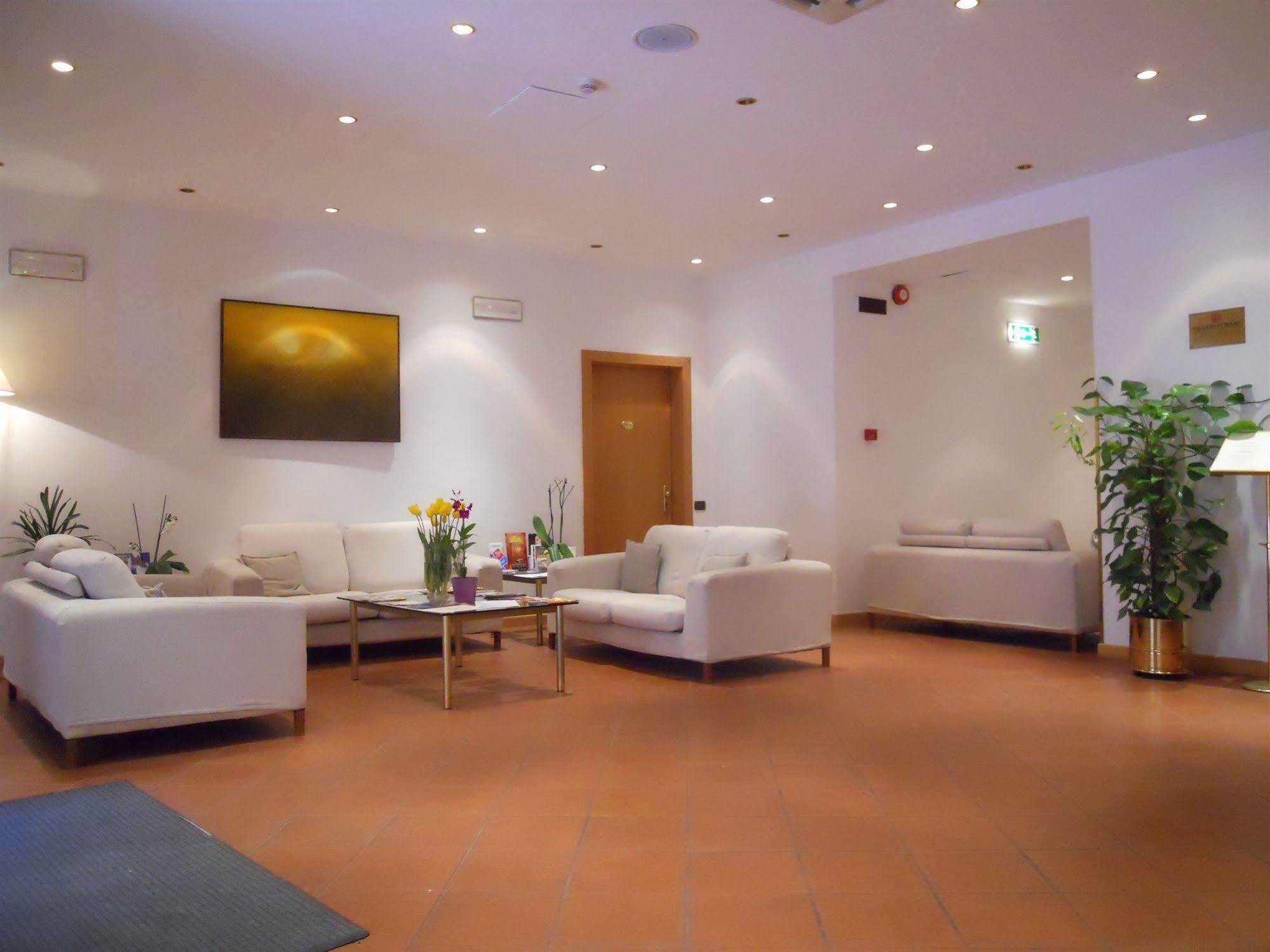Albergo Italia Urbino Bagian luar foto